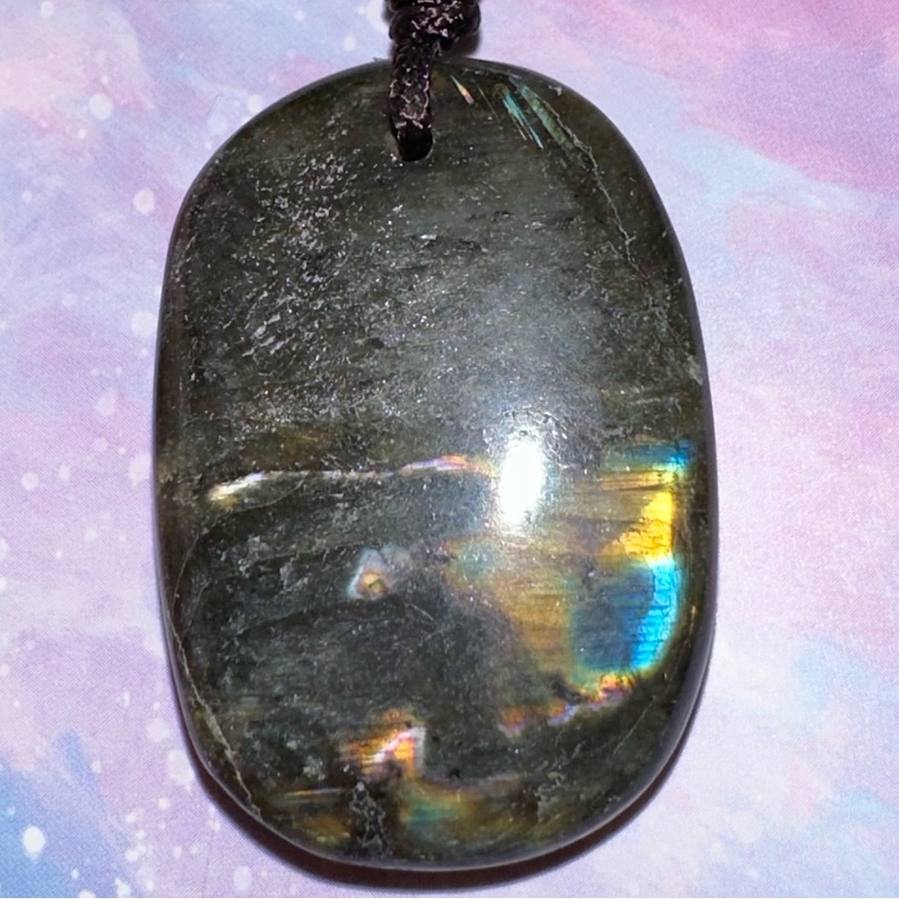 Labradorite Rainbow Flash Large Oval Palm Stone Natural Gemstone Crystal Pendant - Picture 4 of 16